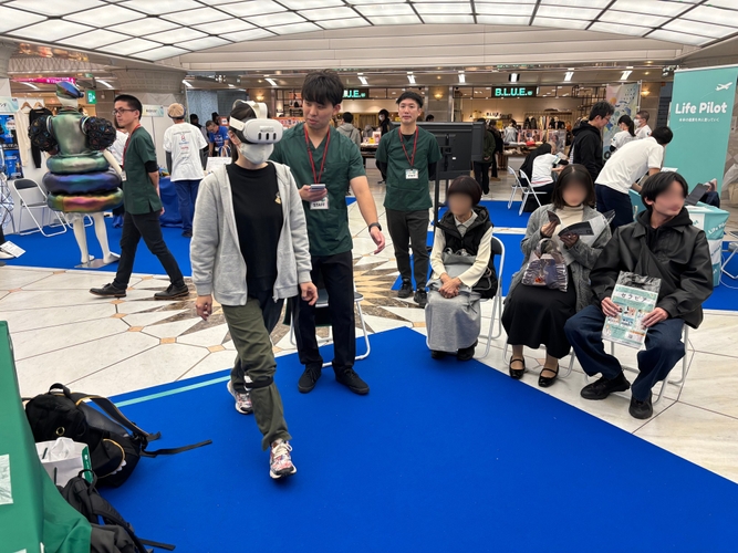 万博で800名以上が来場・体験したAI歩行測定『WalkCare』！なんばウォークMINI EXPOで体験展示を実施（森ノ宮医療大学）