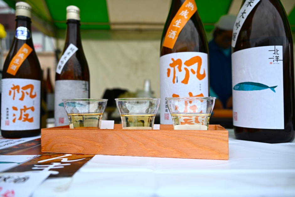 振る舞い酒（イメージ）