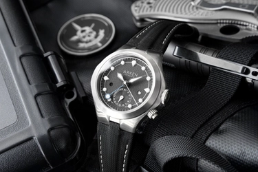 イギリス発のウォッチブランド 「Arken（アーケン）」 国内初上陸
フルチタンのGMTツールウオッチ – 「Alterum（アルテラム）」2型発売
