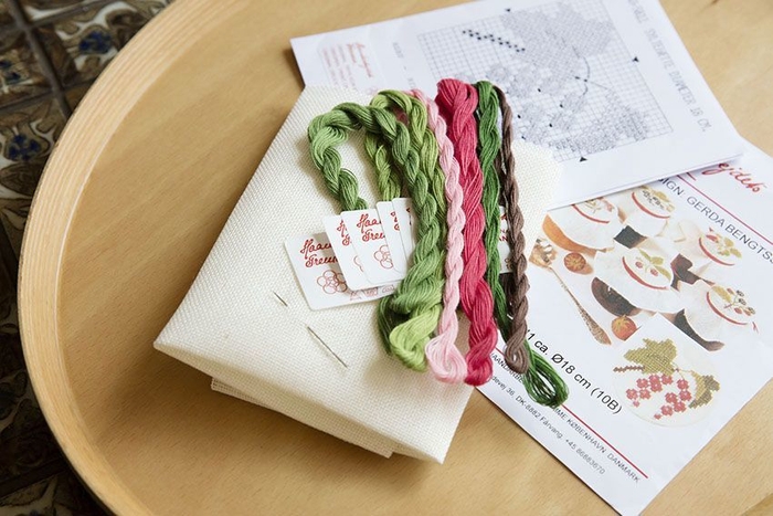 デンマーク刺繍のキットもたくさん