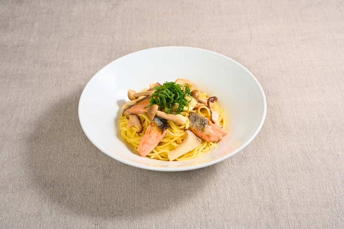 銀鮭ときのこの味噌バターパスタ