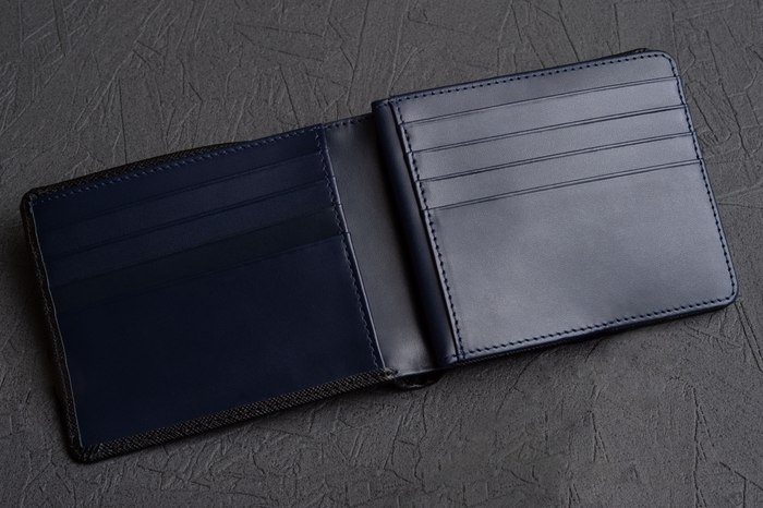 特徴(1)-2：内側(ナッパレザー)