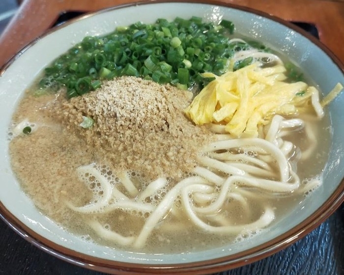 沖縄そば：ごま