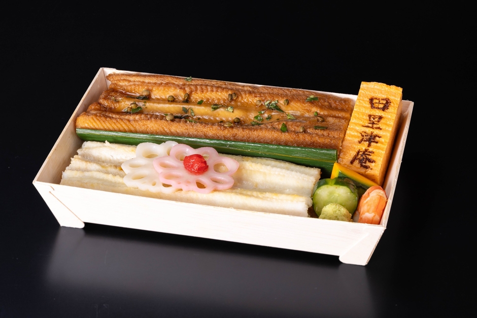 【ふわとろ極み】三陸産煮あなご紅白食べくらべ重