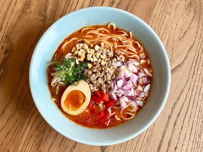豆乳麻辣担々麺