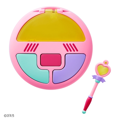 左:まほうのコンパクト/右:まほうのステッキ