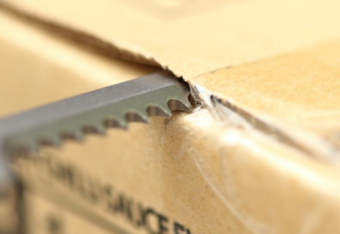 荷物の開封に!【カートンオープナー】