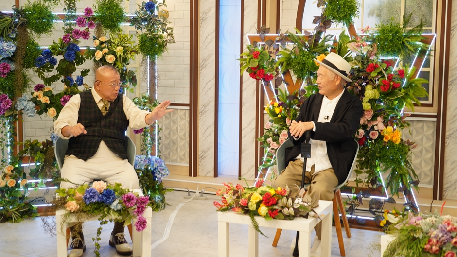 話が弾む南さんと鶴瓶さん