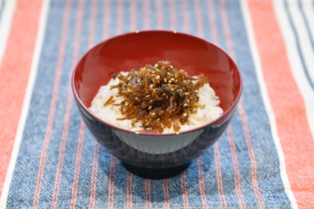 着色料・保存料・添加物ゼロのつくだ煮「極み！ゴハン」の レシピを金城学院大学の学生が考案！ 動画撮影・試食会の様子を2月22日公開
