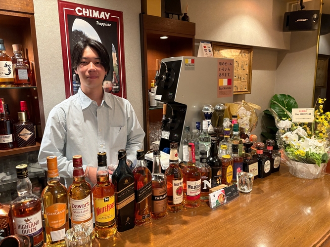 店主の平松さん　