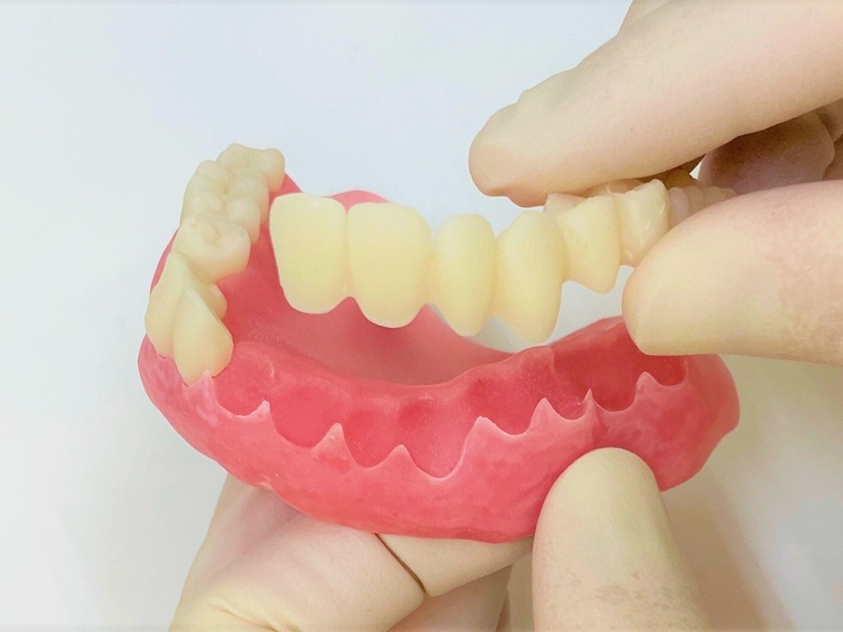 歯と歯茎をくっつけて磨く