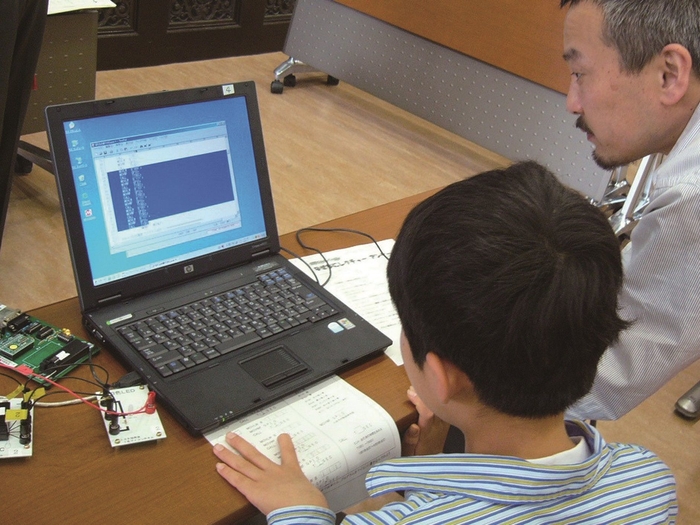 なぜなに7色マイコンホタル2