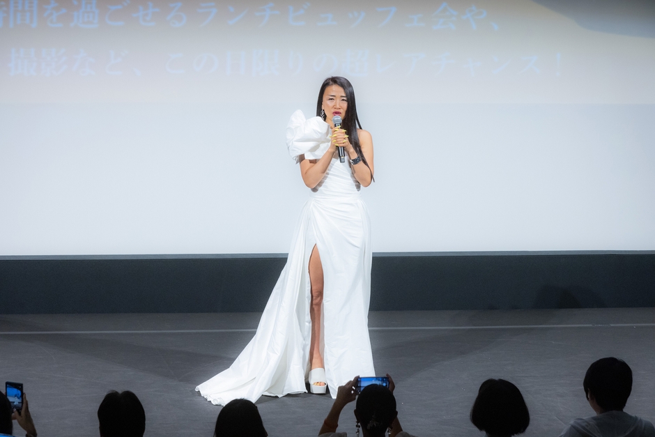 講演中の小熊弥生