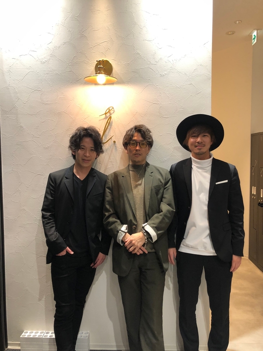「i. OSAKA」オーナースタイリスト i. 伊輪宣幸氏(左)、山内大成氏(中央)、藤井一星氏(右)