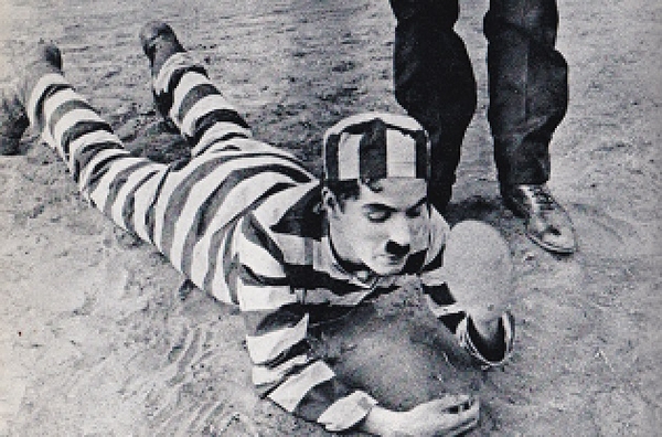 『チャップリンの冒険者』