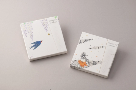 伝統息づく九谷焼作家の絵を、さりげなく暮らしの中に　 メッセージカード＆紙製クリップ 「MESSAGE CARD＆PAPER CLIP 藤と燕／山翡翠(ヤマセミ)」 新発売