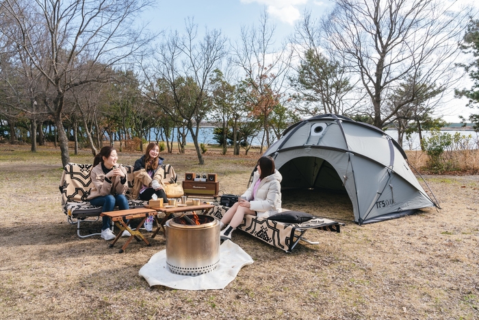敷地内のキャンプフィールド