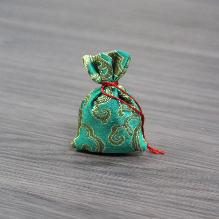 色と香りを自由に選べる匂い袋 E