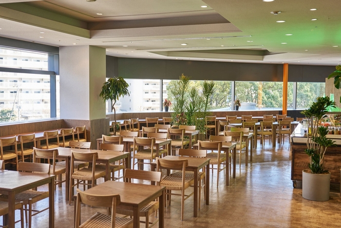 「雨晴食堂」内観