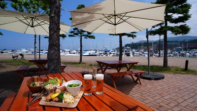 小樽港マリーナに「MARINA BBQ & BEER GARDEN」が 期間限定オープン！ 本格ジェラートやワンコインクルーズ、花火イベントも開催！