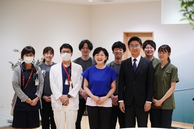 株式会社SHAREとカレス記念病院スタッフとドクターが力を合わせて健康を応援します