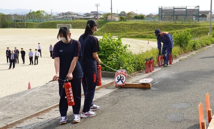 令和7年（2025年）実施の避難訓練の様子