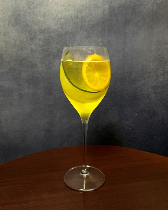 インディアンアクセントカクテル「Yuzu Spritz」