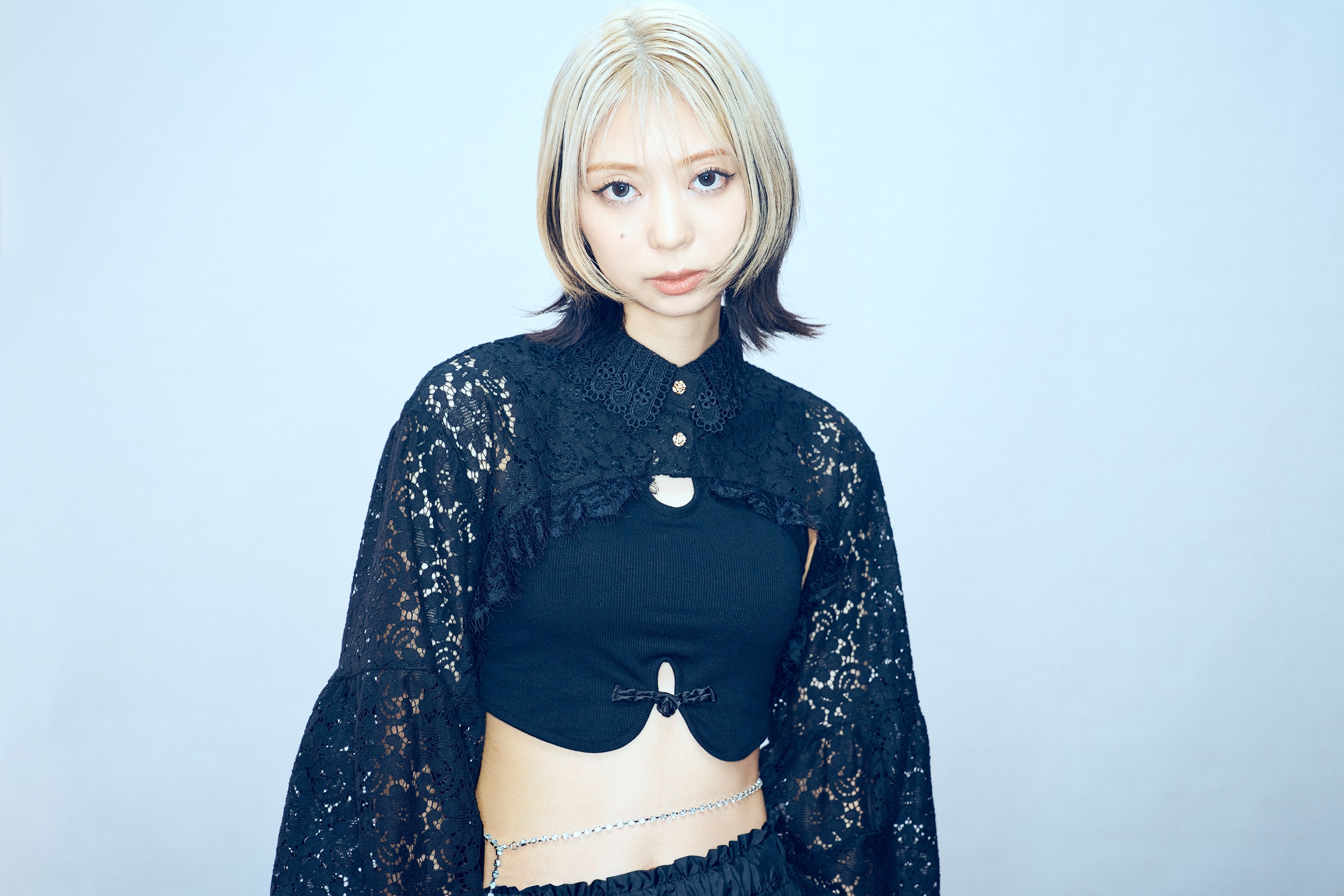 竹内アンナ、ニューアルバムから全曲試聴可能なクロスフェードを公開 