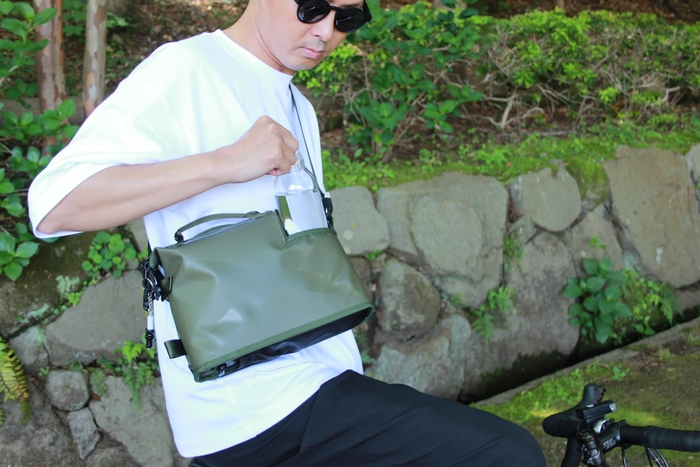 自電車に乗っていても1秒で取り出せる