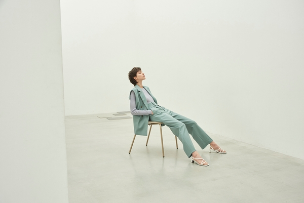 2023 SPRING&SUMMER COLLECTIONより