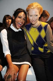 ROSARIO-DAWSON_TILDA-SWINTON-1.jpg