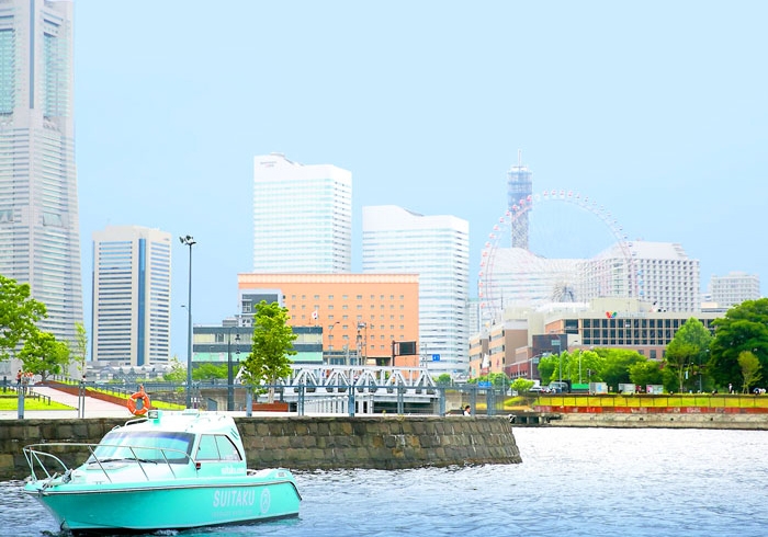 みなとみらいを周遊