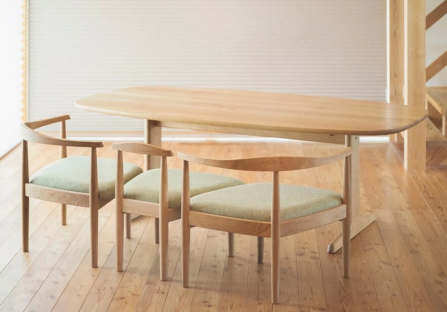 低座：親子のいす(3)