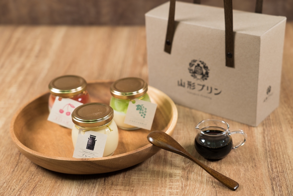 お土産に最適!クラフトバッグ入りプリン