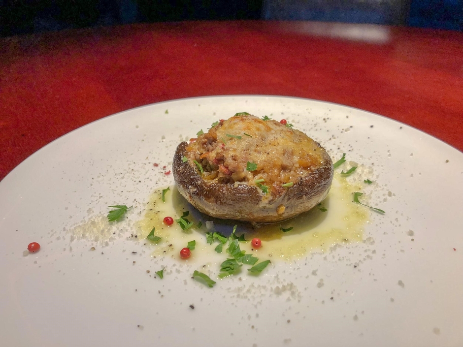 ジャンボマッシュルームのボロネーゼグラタン