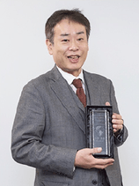 コンサルタント 井邑 豊彦