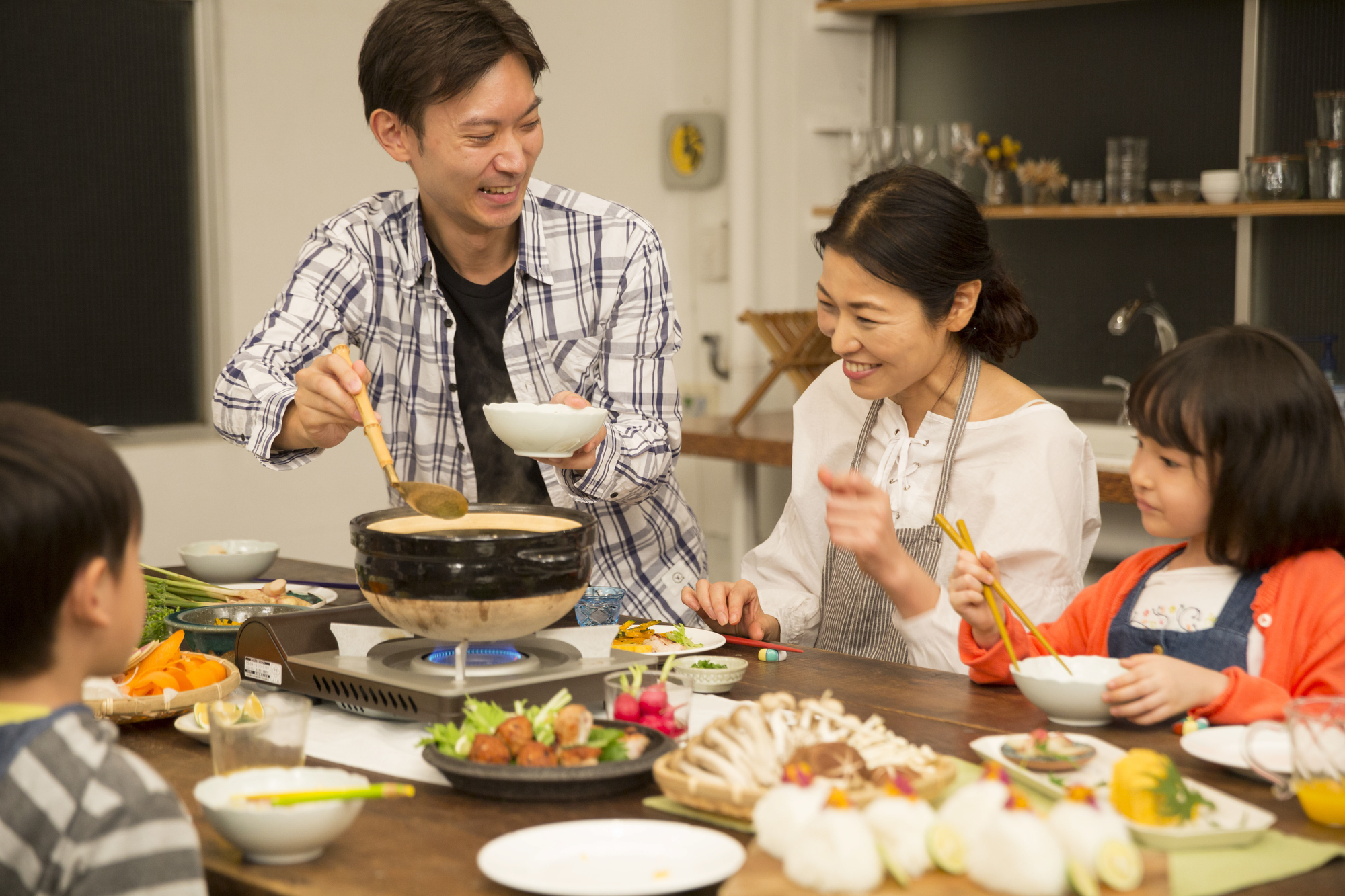 おウチで松葉がにを食べつくそう!(イメージ)