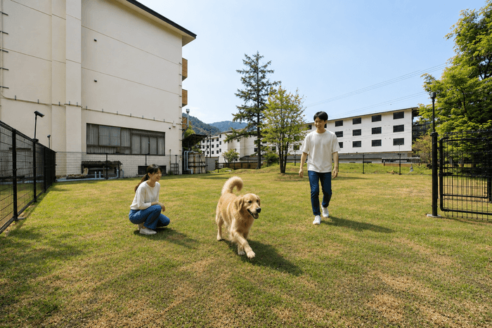 全犬種用ドッグラン ※AI生成・加工イメージ