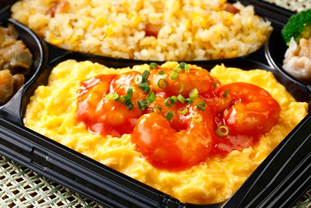 とろ~りたまごのエビチリ弁当