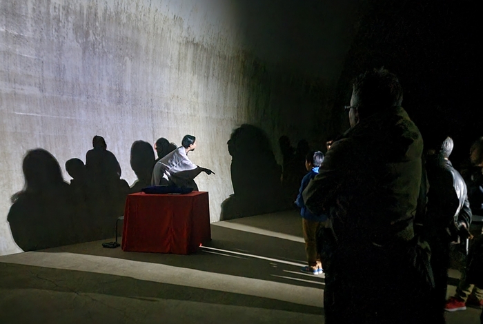 落語の様子(地下トンネル内)