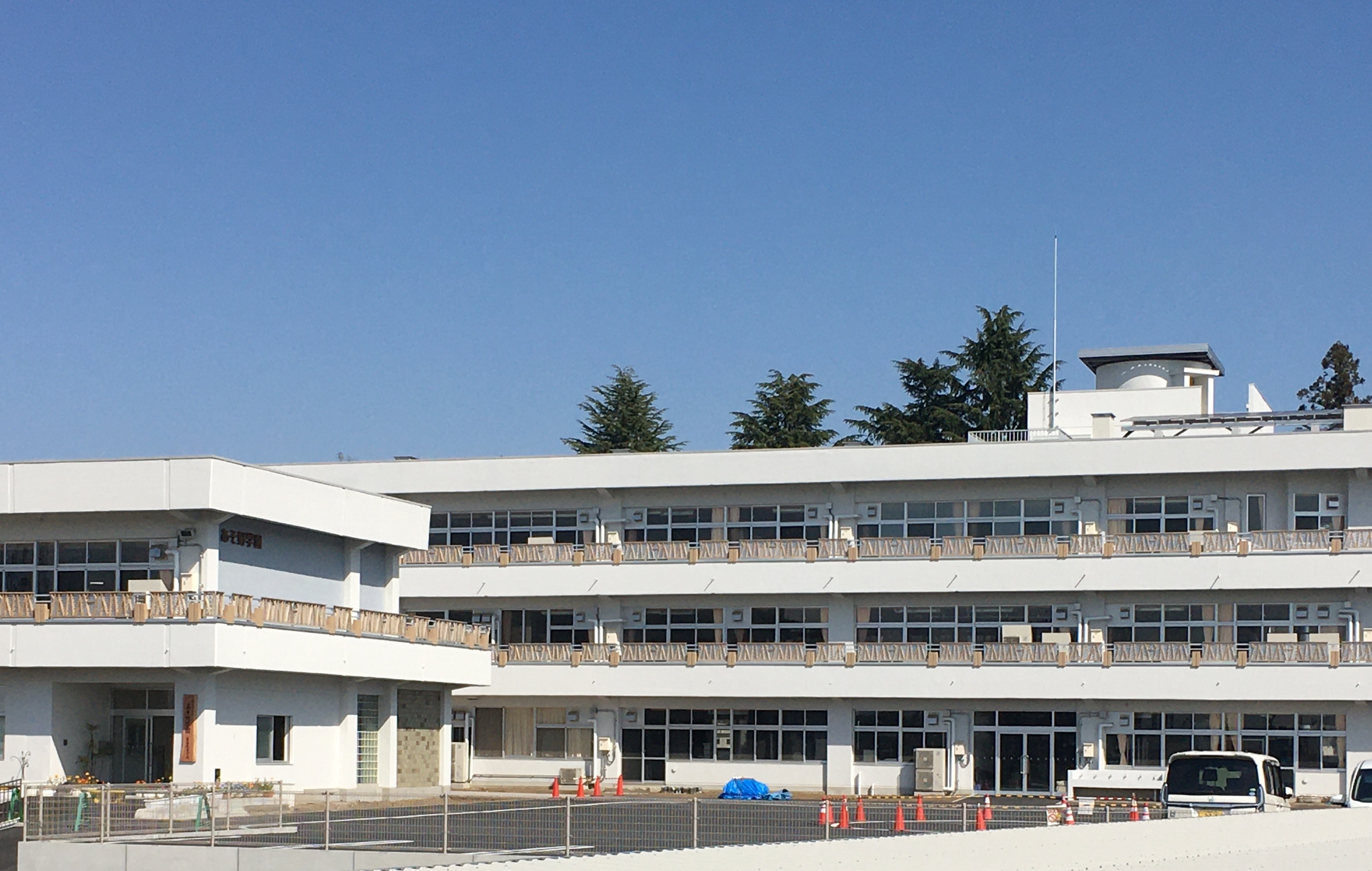 約390名の児童・生徒を送迎　栃木県佐野市初の小中一貫校「あそ野学園義務教育学校」　4月6日(月)～　スクールバス受託運行開始