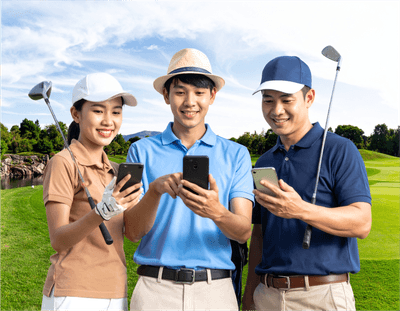 仲間とスマホでスウィング確認