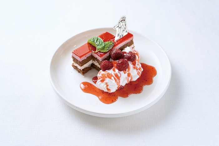 ▲お召し上がりぃぃい!魘夢のホイップベリーケーキ /1,980円(税込)