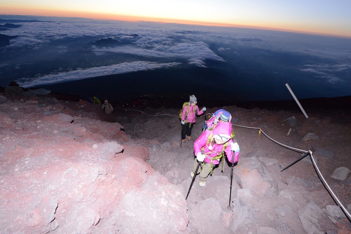 これまでの富士登山研修の様子