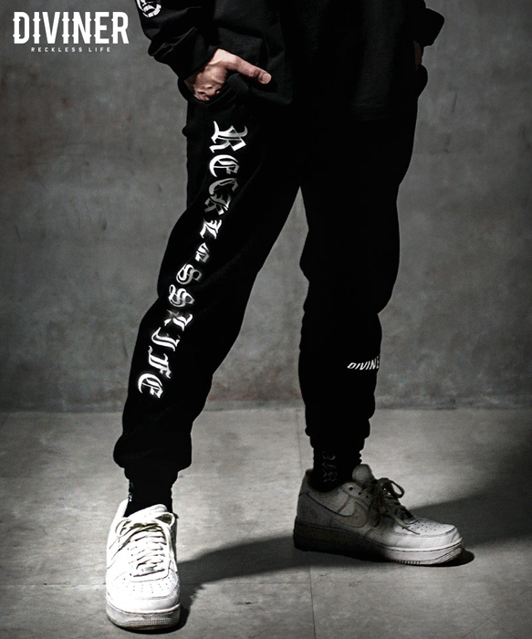 【Black Letter】Vertical Logo Pants