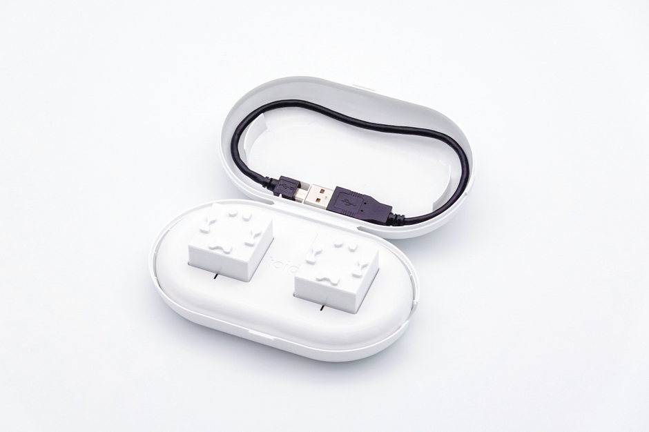 「toio コア キューブ専用充電器」用キャリングケース(中身は別売)
