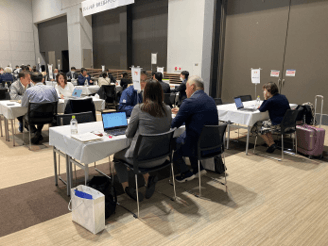 個別面談商談の様子(2)