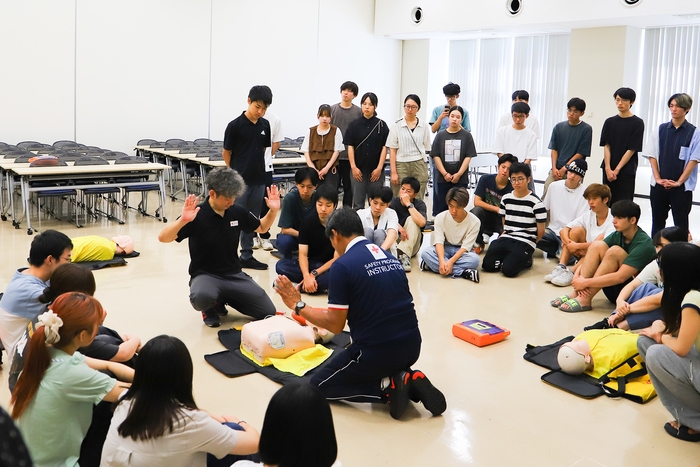 9月2日に実施した「防災・復興学入門B」実技講習の様子