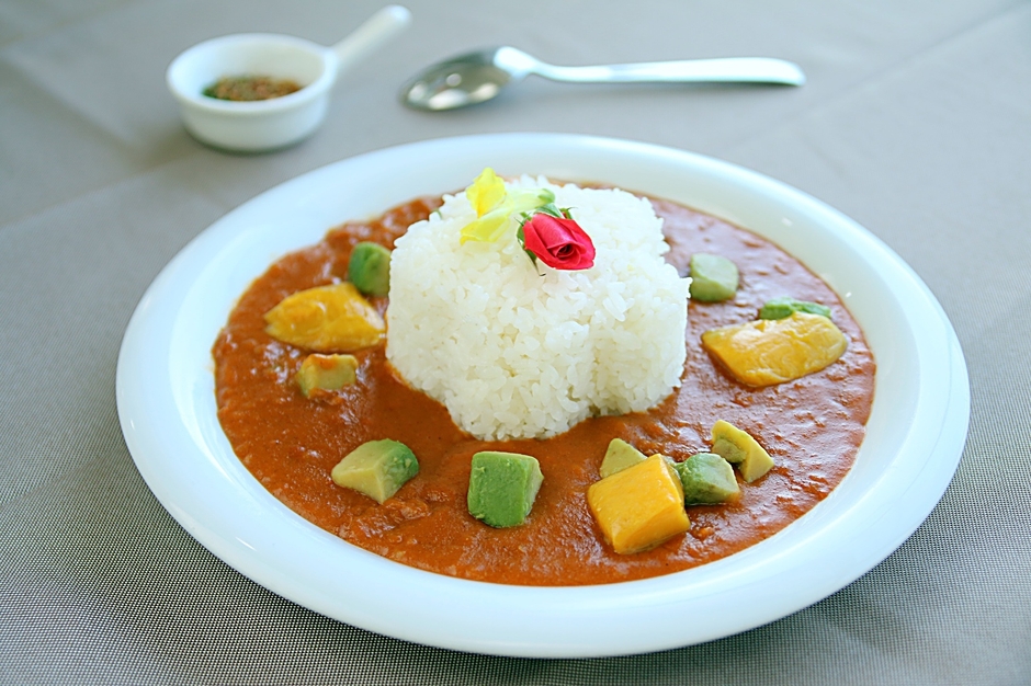 果実のカレーライス