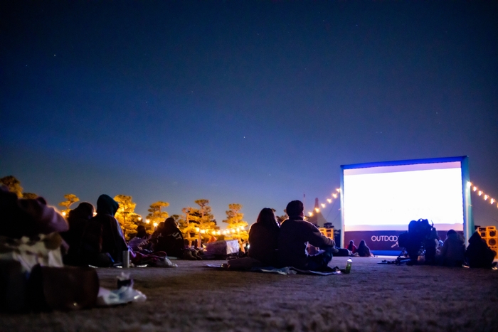 CHOFU RIVER SIDE CINEMA